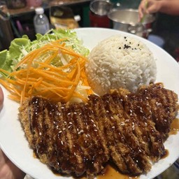 ข้าวหน้าไก่ทอดทงคัตสึ