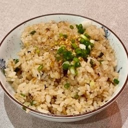 ข้าวผัดกระเทียม