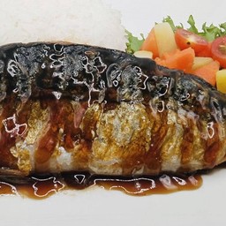 No 51 Grilled Mackerel with Teriyaki Rice ปลาซาบะย่างเทริยากิ