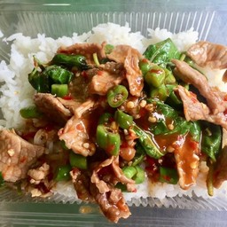 ข้าวกระเพรา