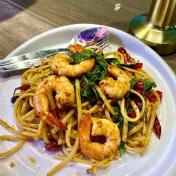 สปาเก็ตตี้พริกแห้งกุ้ง