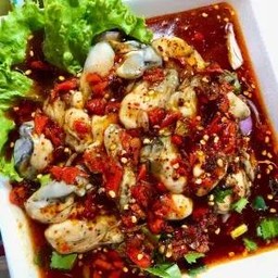 ยำหอยนางรม