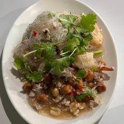 ยำวุ้นเส้นรวมมิตร