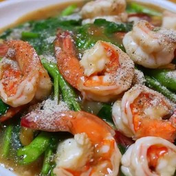 ราดหน้ากุ้ง เส้นใหญ่