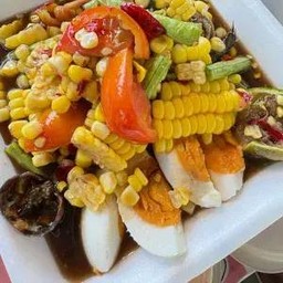 ตำข้าวโพดไข่เค็ม