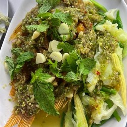 ปลาทับทิมลุยสวนทอด