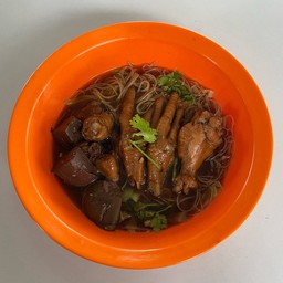 เตี๋ยวไก่ตุ๋น รวม ธรรมดา