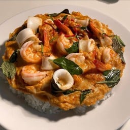 ข้าวไข่ข้นห่อหมกทะเล