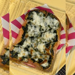 ปังผักโขม อบชีส (ชุด1แผ่น)