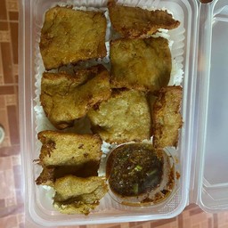 ข้าวหมูทอด