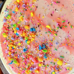 เครปสตอเบอรี่ มินิโกโก้ครั้นซ์ เม็ดสี