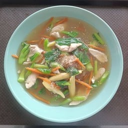 อีสเจี๊ยบ ข้าวซอยและอาหารตามสั่ง