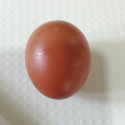 เพิ่มไข่เข้าไปขณะที่ผัดอีก 1 ฟอง