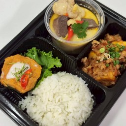 ข้าว+ต้มข่า+เต้าหู้ทรงเครื่อง+ห่อหมกปลากะพง