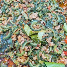 ข้าวแกงครูจง ห่อหมกลุงหน่อย ตลาดศรีนคร