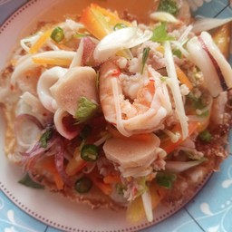 ยำไข่ดาว