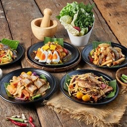 ตำเส้นเล็ก หมูยอ ปลาร้า