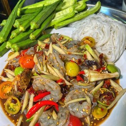 ตำกุ้งสดๆ