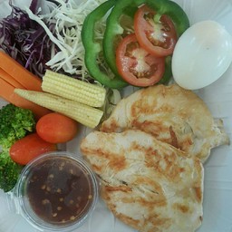เนื้ออกไก่ย่าง+ไข่ต้ม
