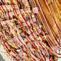 พริกเผา หมูหยอง แฮม ชีสยืด