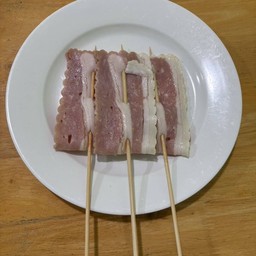 เบคอน