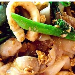 ร้านภูผา ตามสั่ง สี่แยกคลองคะเชนทร์