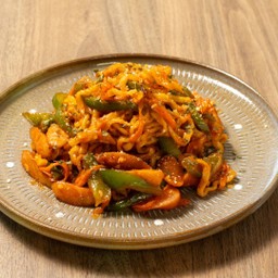 เส้นโซบะผัดซอสโปเลทานา