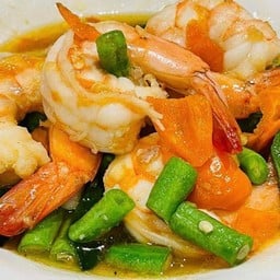 กุ้งผัดพริกเหลือง