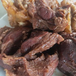 เล็กเนื้อตุ๋น