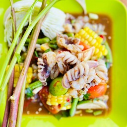 ตำปลาหมึก