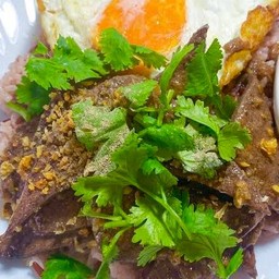 ข้าวตับทอดกะเทียมพริกไทย