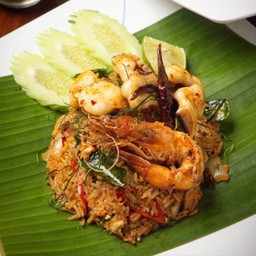ข้าวผัดต้มยำทะเล