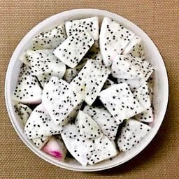 แก้วมังกรภูเรือ ปอกพร้อมทาน