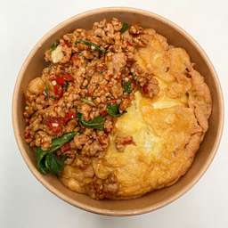 ข้าวกระเพรา + ไข่เจียว