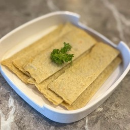 ออมุก