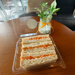 แซนวิชปูอัดไข่กุ้ง