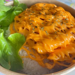 ข้าวไก่กรอบ (ราดชีส)