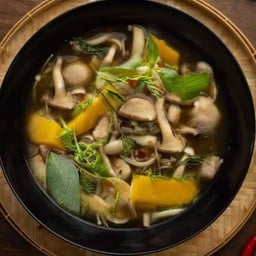 แกงเห็ดรวม