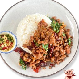 ข้าวกะเพราคั่วแห้งหมูสับ