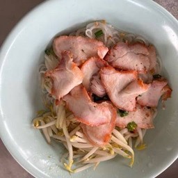 เส้นเล็กหมูแดง