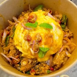 ข้าวไข่ข้น ยำปลากระป๋อง (ไข่ 1ฟอง)