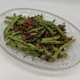 ถั่วแขกผัดหมูสับ