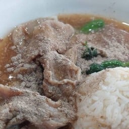 ข้าวราดหน้าอาหลิว
