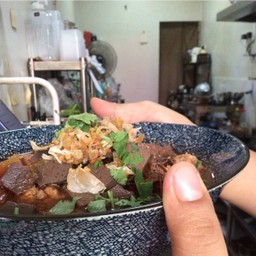 ขนมจีนน้ำเงี้ยวพิเศษ Delivery