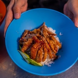 ข้าวหมูทอด