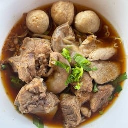 ก๋วยเตี๋ยวหมูรวม