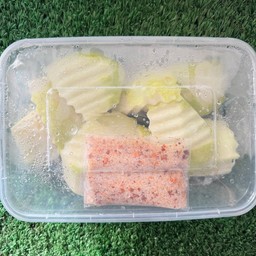 ฝรั่งหั่น(สด) 1กล่อง