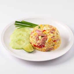 ข้าวผัดแหนม