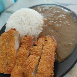 ข้าวไก่กรอบแกงกะหรี่