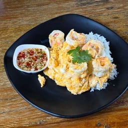 ข้าวราดไข่ขยี้กุ้ง